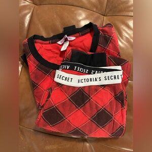 Victoria’s Secret Thermal Pajama Set Red Plaid Women’s size small